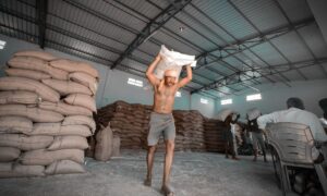 Goodlife Movers Logistics Asset – african-worker-warehouse - Goodlife Movers Kenya