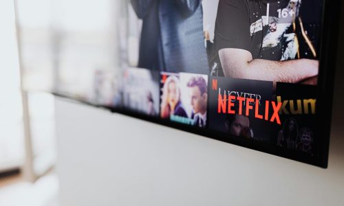 Goodlifemovers Kenya 0729839701 – Professional Smart TV Installation in Nairobi